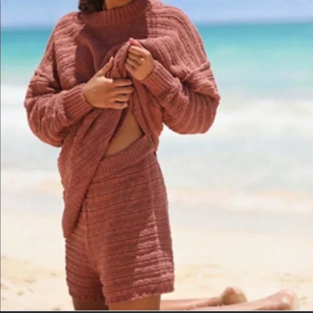 Brand new / never worn Free People Beach Malibu Boo Sweater Set